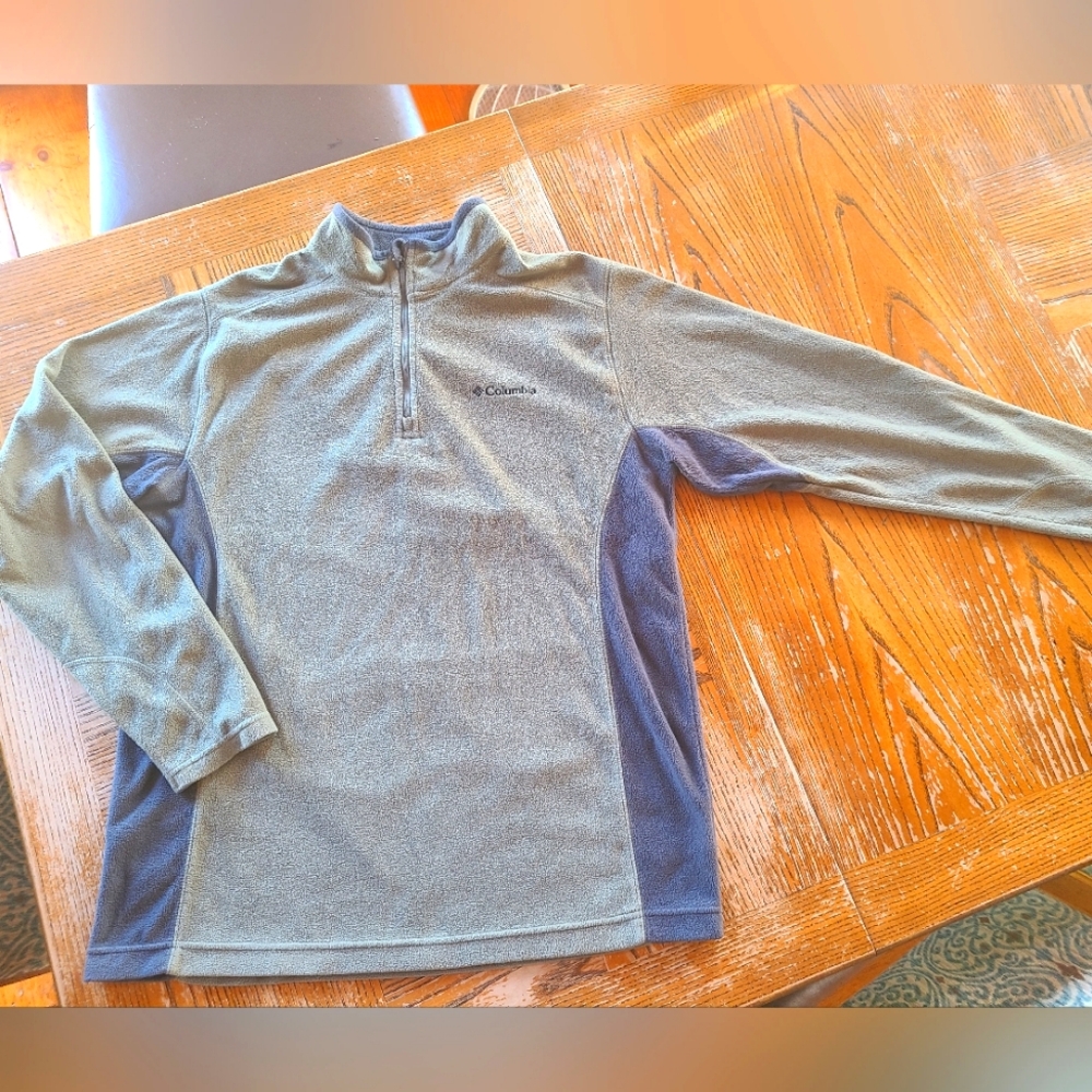 Columbia Men's Zip-Up Sweater in Olive and Gray, Size M